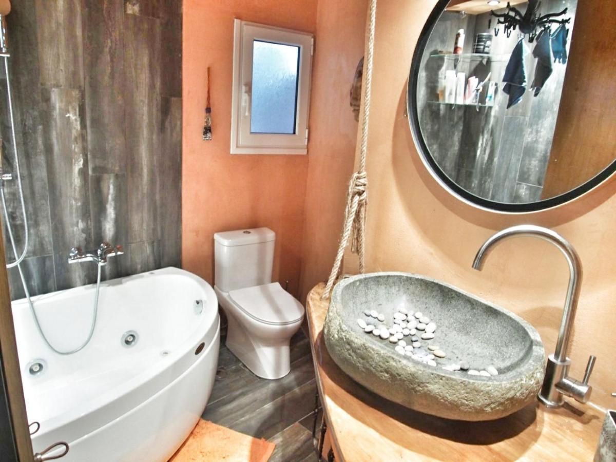 Style And Comfort 8 Min From Acropolis Museum By Yha Athens Exterior photo
